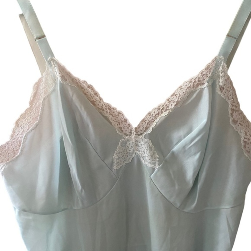 Vintage 50s/60s  women’s short light blue with white lace slip size 34 - Picture 3 of 9